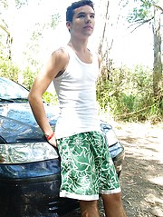 Hot twinks drive out of town to go down and dirty