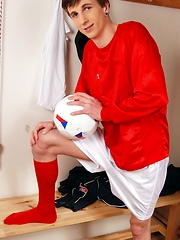 Flip-Flop Soccer-Kit Fuck Gets This Locker Room Splattered With Hot Jizz!