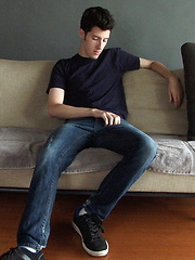 Scott Cameron autofellatio