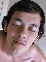 Riley Gets A Facial From Straight Nolan